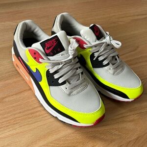 Women’s Nike Air Max 90 Sneaker Bone/ Ultramarine/ Volt